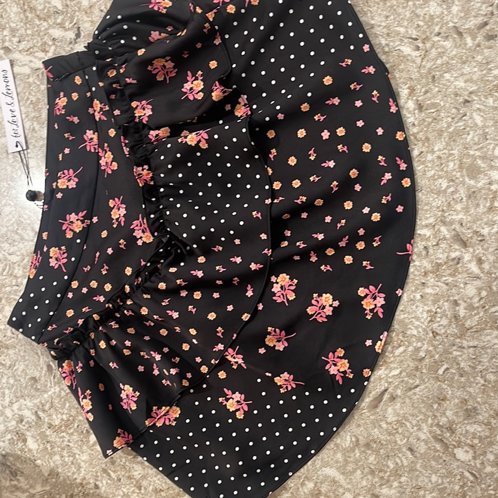 Cute ruffle shirt. For Love&Lemons. Never worn.